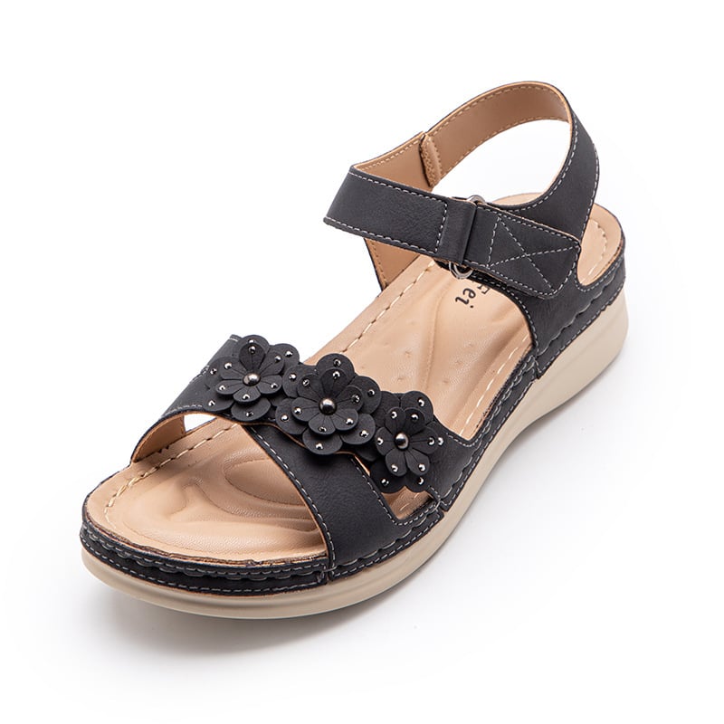 "Plus Size Non-Slip Wedge Heel Flower Sandals"